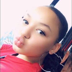 Meet your Posher, Suzi